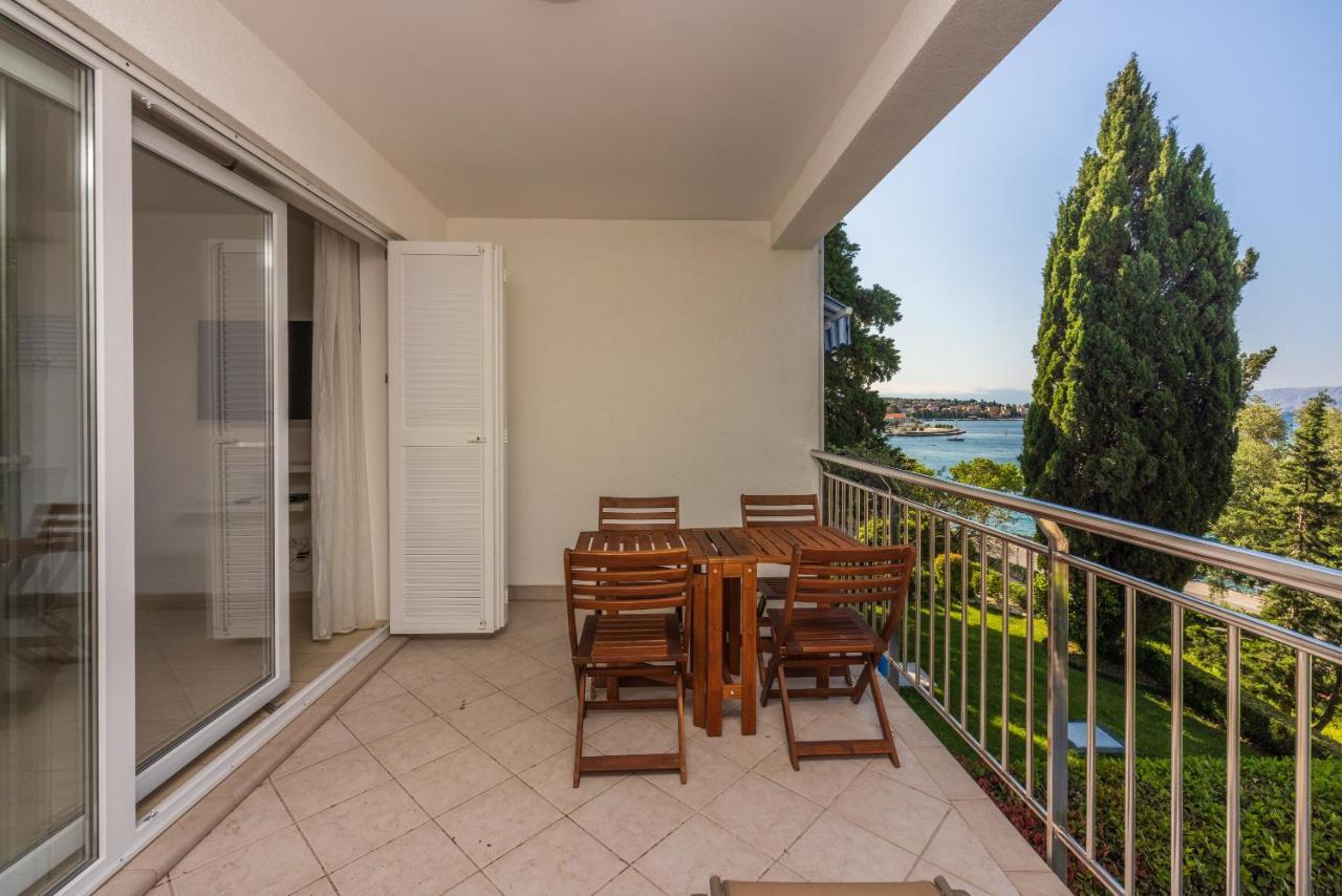 Apartmani Heta Alagic I Selce Exterior photo