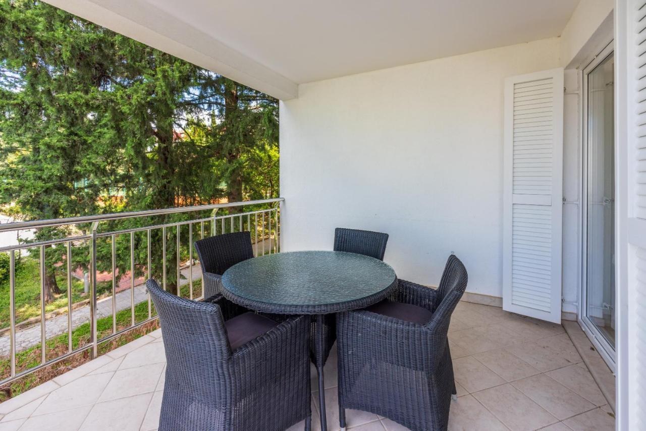 Apartmani Heta Alagic I Selce Exterior photo