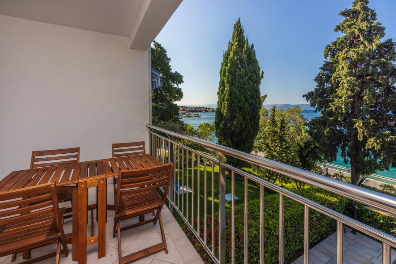 Apartmani Heta Alagic I Selce Exterior photo